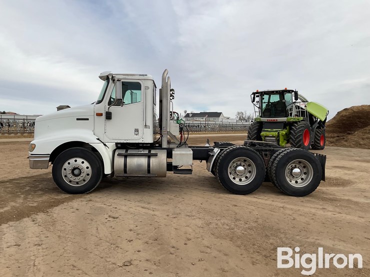 2001-international-2001-image-8