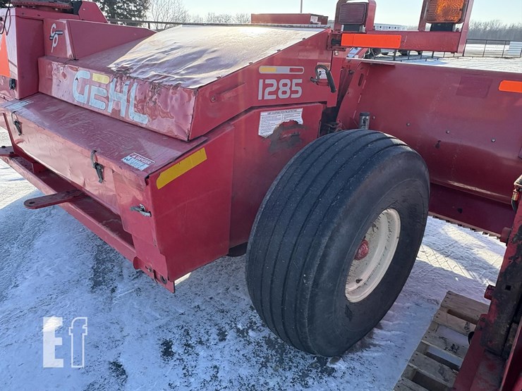 gehl-cb1285-image-18