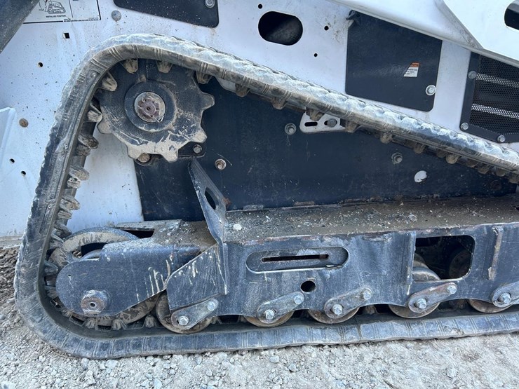 2019-bobcat-mt85-image-14