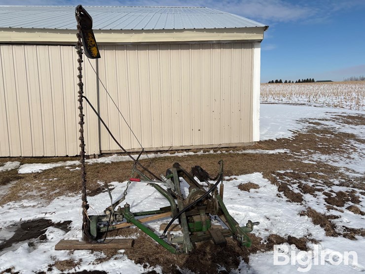 john-deere-8-image-2