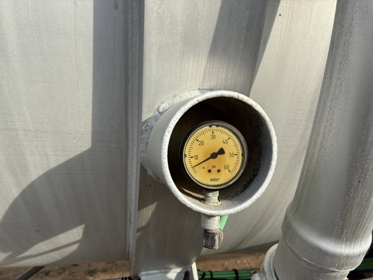 2010-heil-trailer-image-12