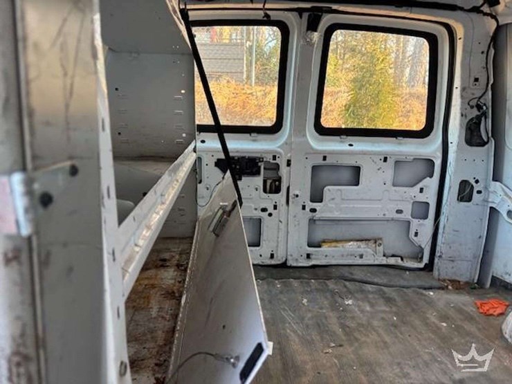 2007-chevrolet-express-2500-image-9