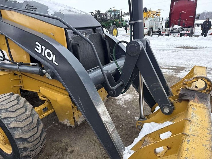 2020-john-deere-2020-image-25