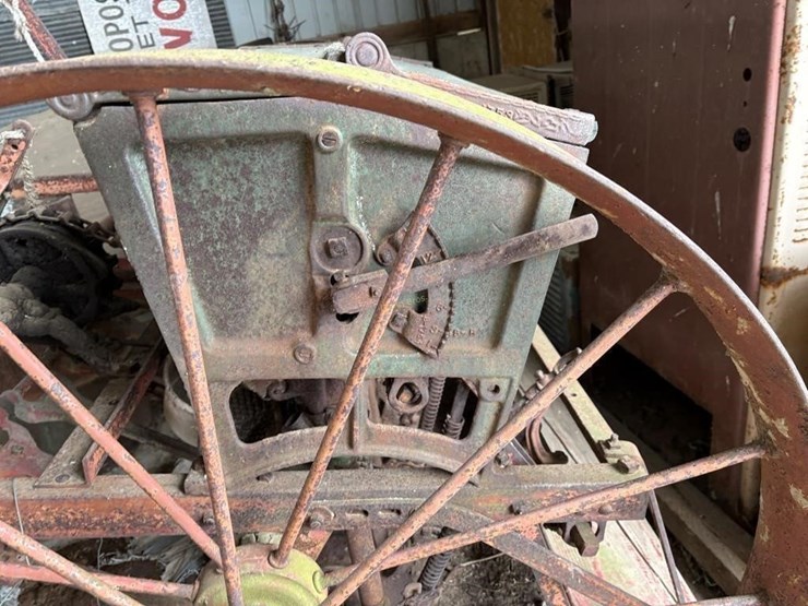 oliver-surperior-grain-drill---off-site-image-4