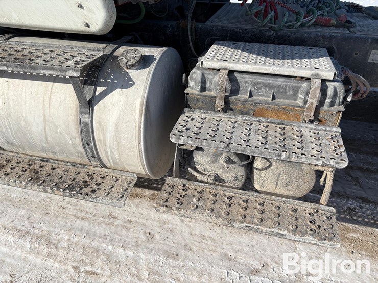 2012-international-transtar-8600-image-16