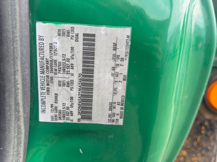 2000-ford-f650-image-10