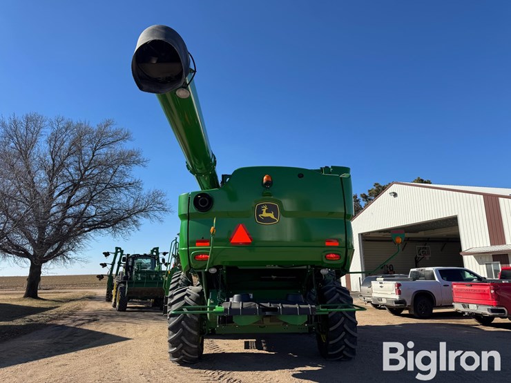 2017-john-deere-s670-image-4