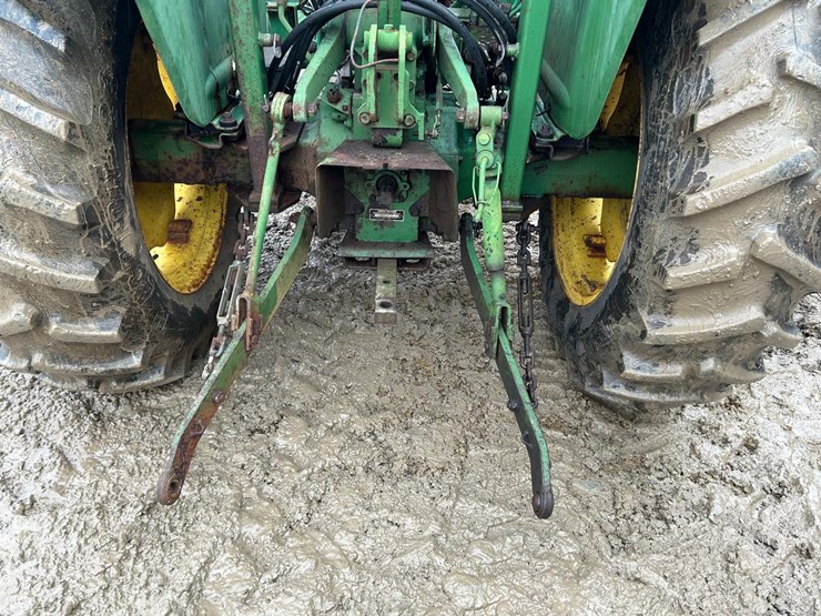 john-deere-1050-image-14