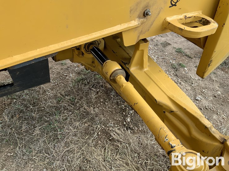 2023-deere-310g-image-16