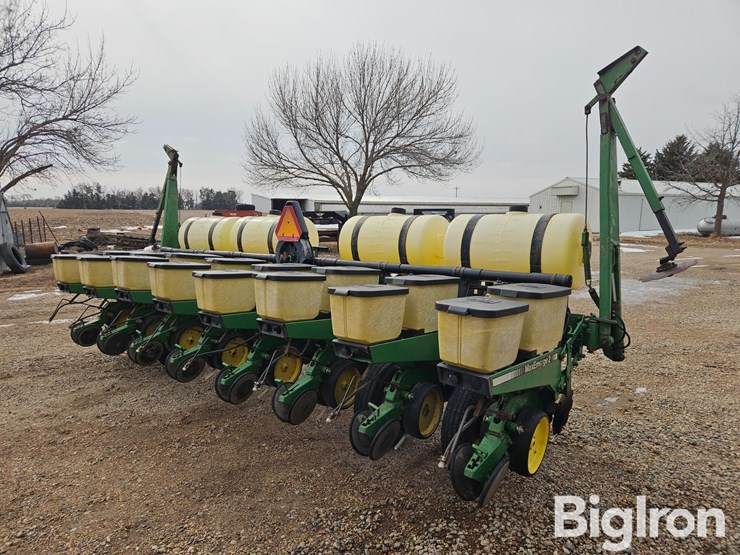 john-deere-7200-image-5