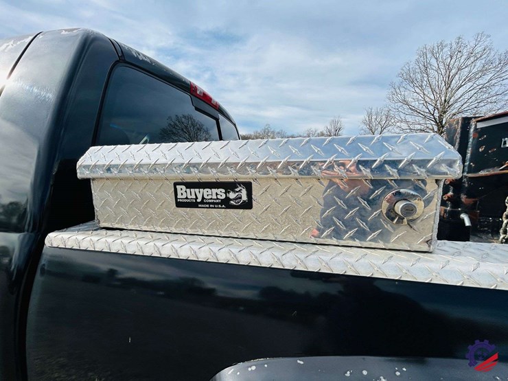 2004-dodge-ram-3500-image-30