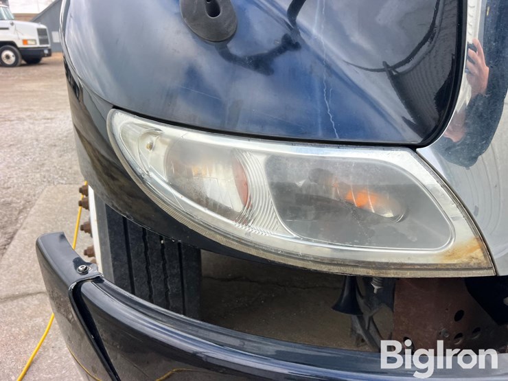 2008-international-8600-image-12