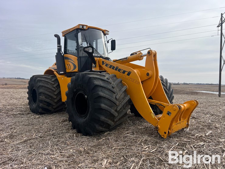 2019-venieri-18.63b-wheel-loader-image-3