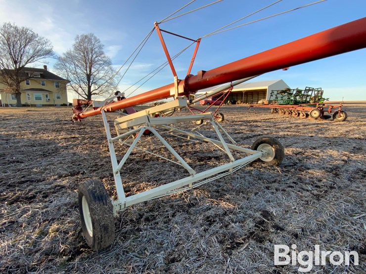 buhler-farm-king-1070-image-15