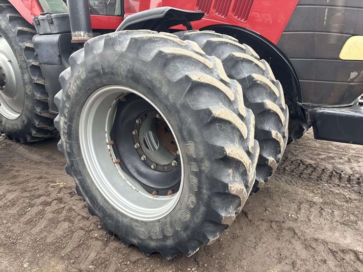 case-magnum-mx275-tractor-image-15