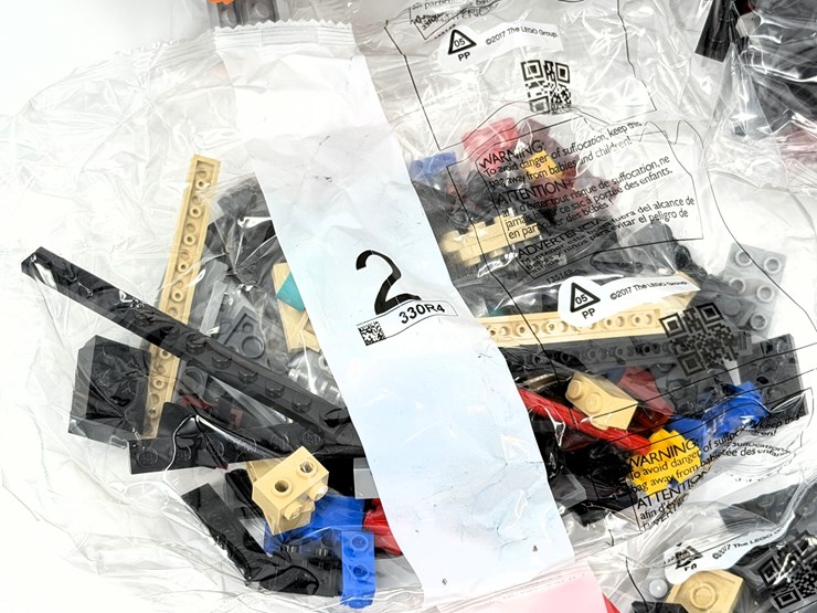 #32603-•-lego-icons-camaro-z28-set-image-5