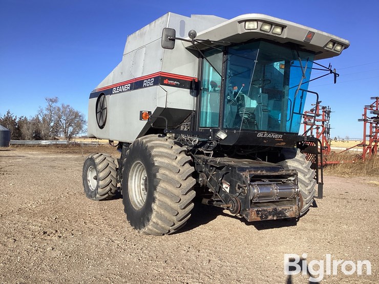 1999-gleaner-r62-image-3