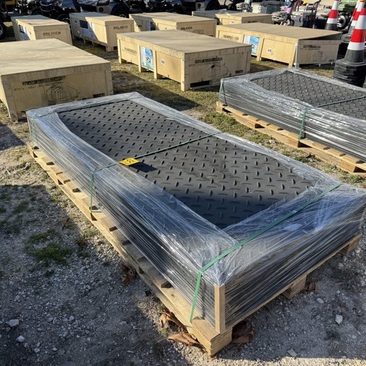 15 RUBBER MATS 94IN X 40IN