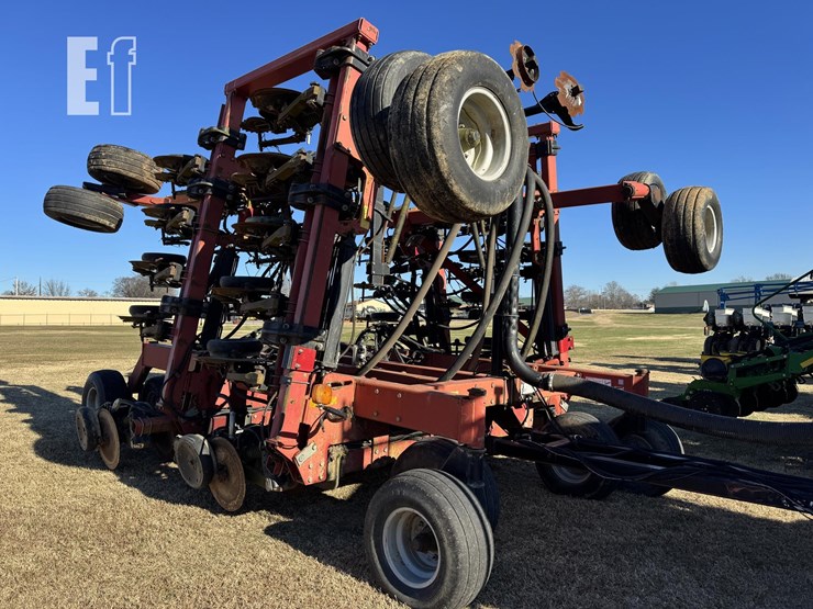 case-ih-2400-image-6