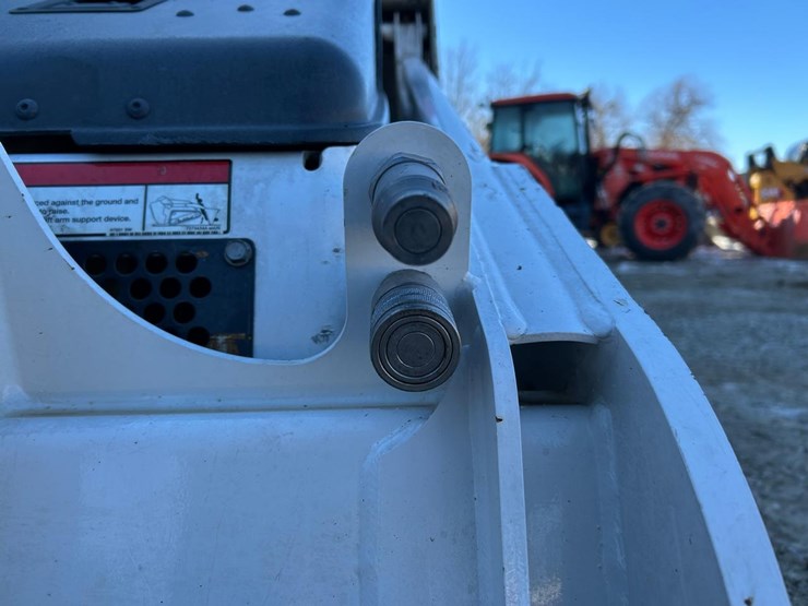 2019-bobcat-mt85-image-11
