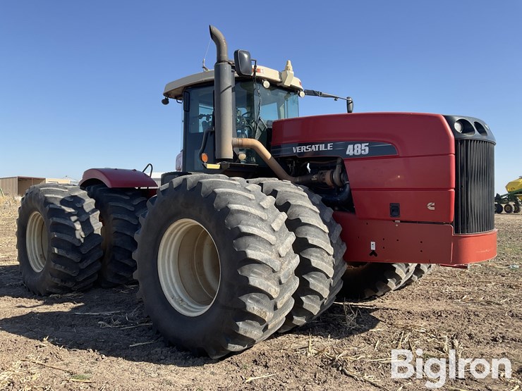 2011-versatile-485-image-3