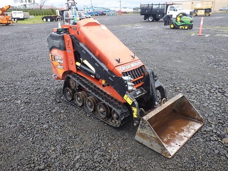 2019-ditch-witch-sk800-image-3