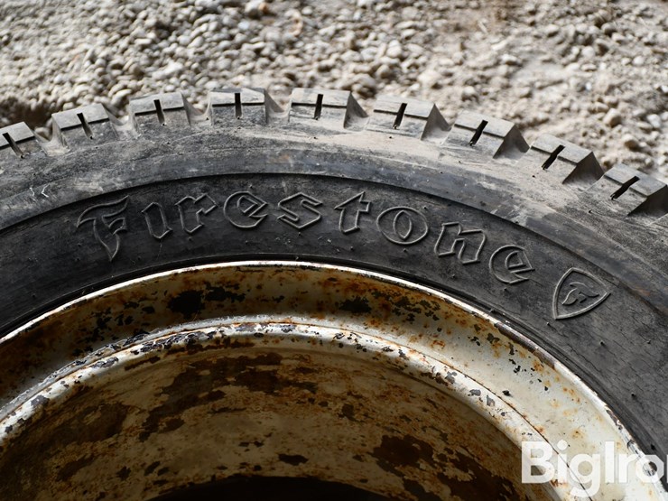 pallet-of-tires-image-18