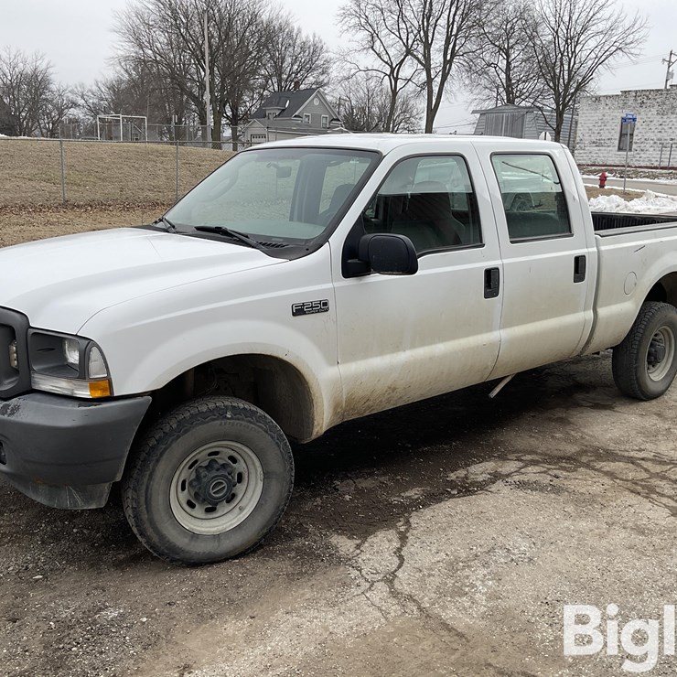 2004 FORD F250 XL