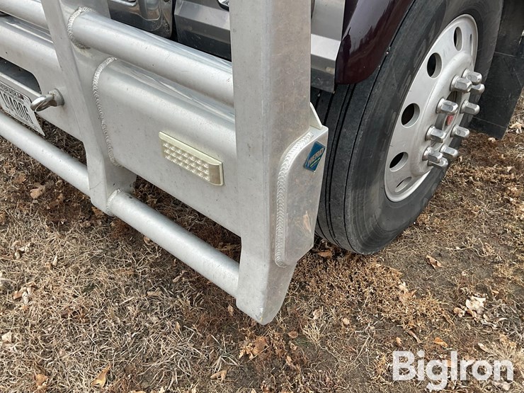 1998-international-9300-eagle-image-9