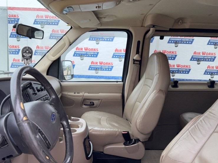 2003-ford-e350-image-16