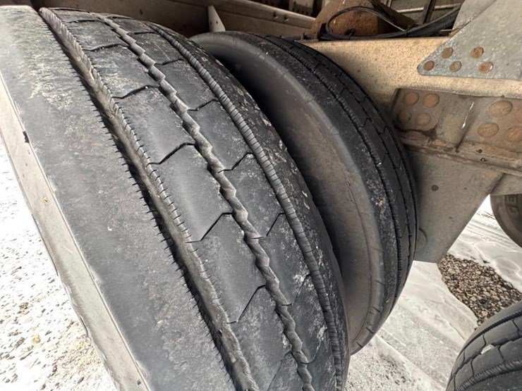 2018-timpte-hopper-bottom-image-12