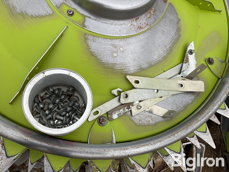 claas-orbis-750-image-18