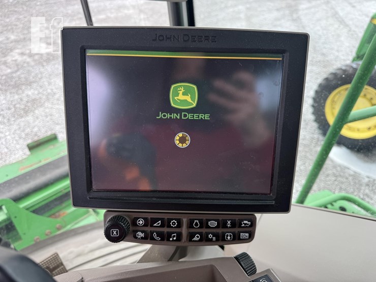 2020-john-deere-s780-image-63