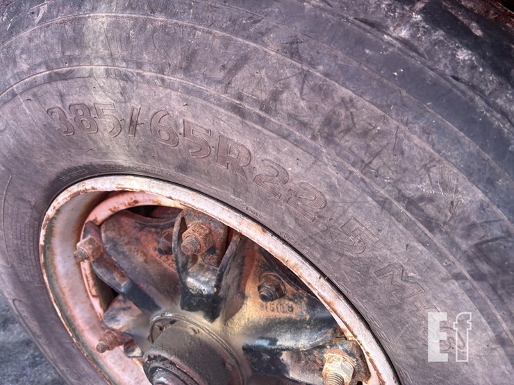 1984-ford-l8000-image-29