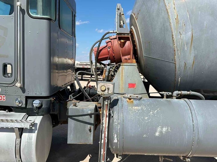 2014-kenworth-t800-image-5