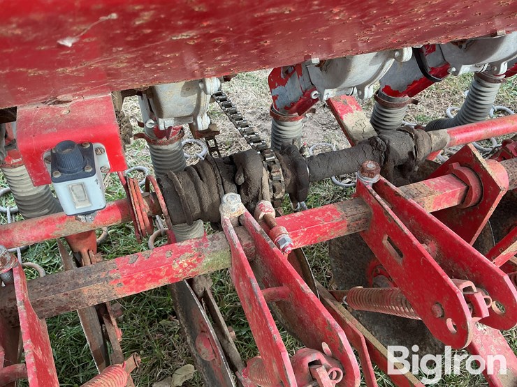 massey-ferguson-33-image-14