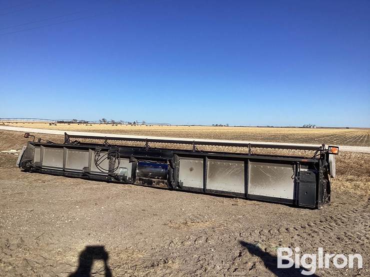 1983-gleaner-730-image-7