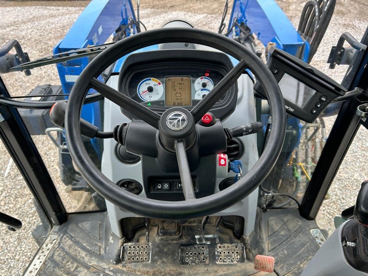 new-holland-powerstar-75-image-25