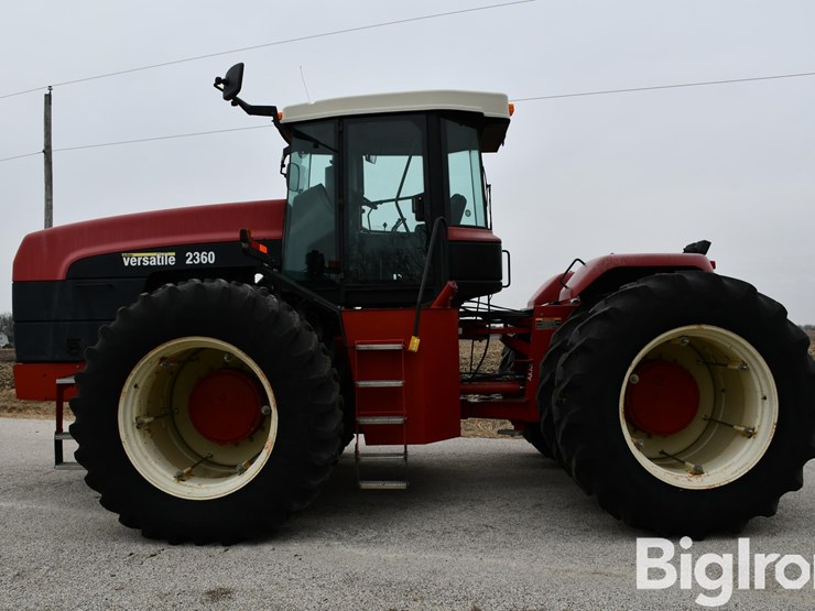 2003-versatile-2360-image-8