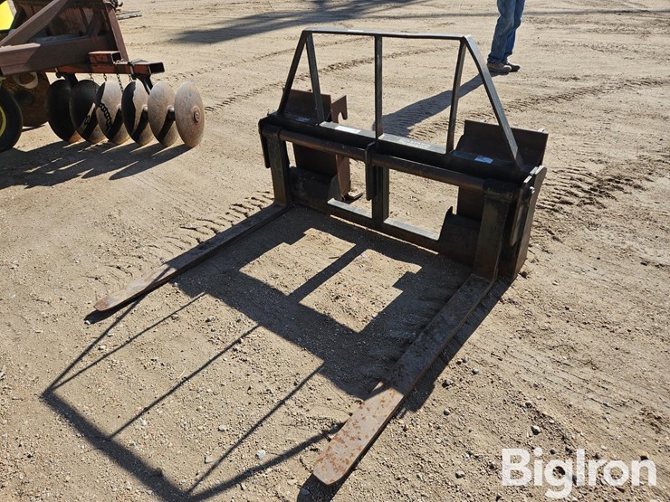 john-deere-843-image-1