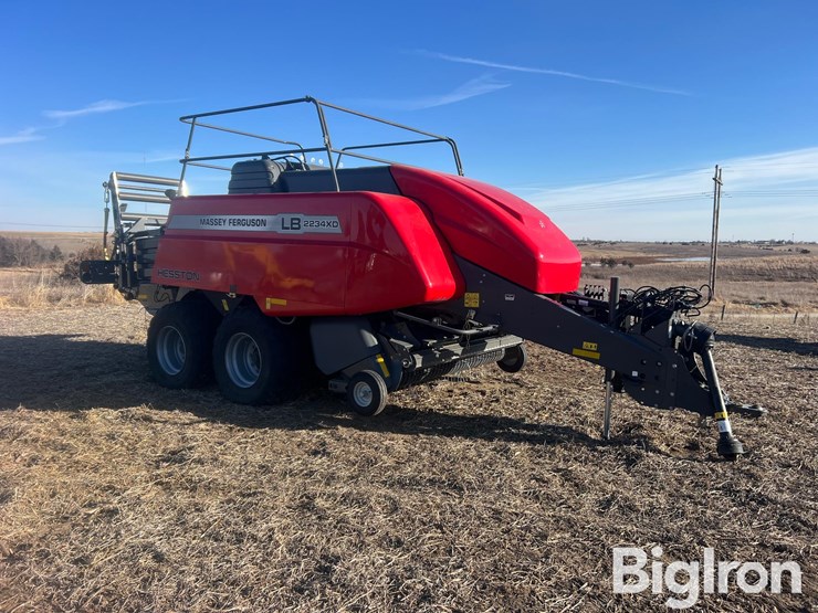 2023-massey-ferguson-lb2234xd-image-3