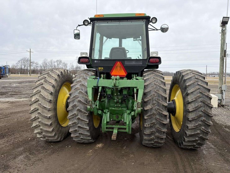 1989-john-deere-4555-image-4