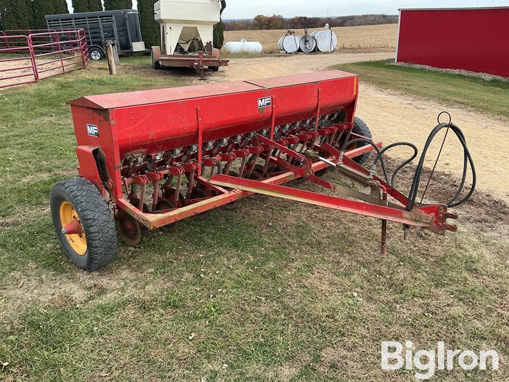 massey-ferguson-33-image-3