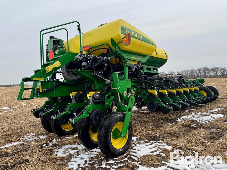 2016-john-deere-1775-image-5