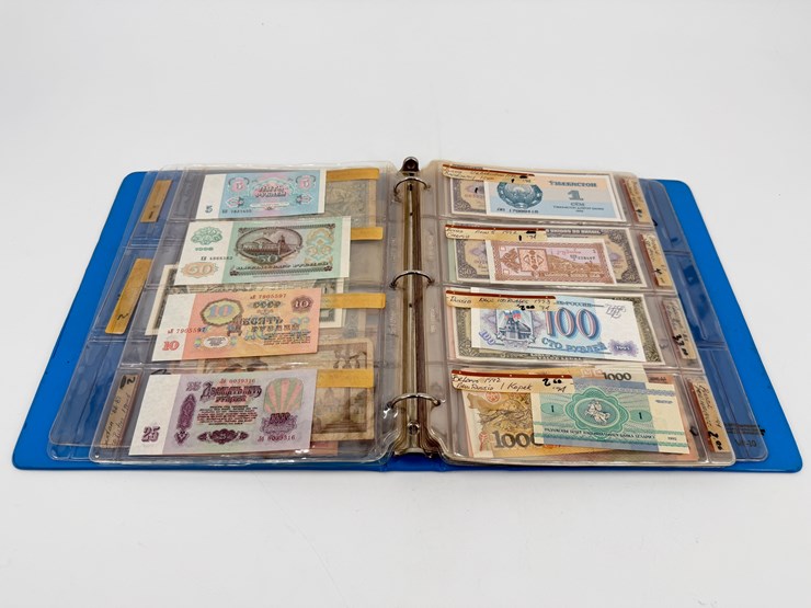 #32243-•-vintage-paper-currency-in-blue-binder-image-7