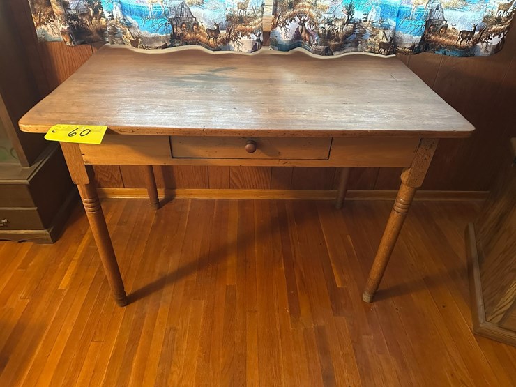 vintage-wooden-desk-image-1