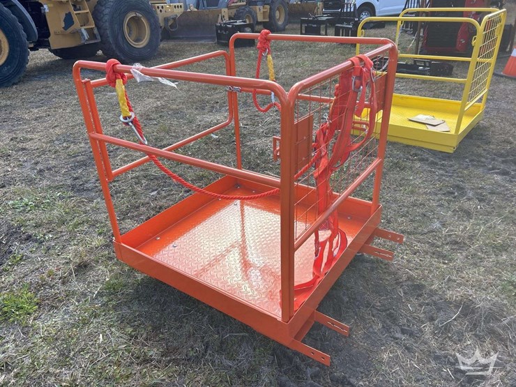 safety-basket-forklift-attachment-image-4