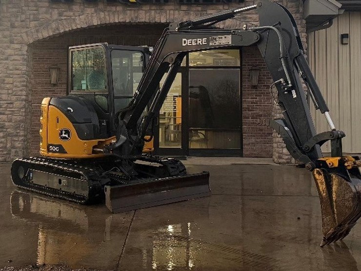 2023-deere-50g-image-2