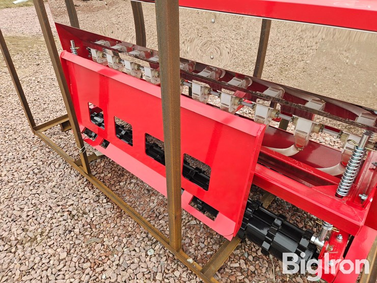 2025-agt-stsd10-3-pt-or-skid-steer-seeder/drill-attachment-image-12