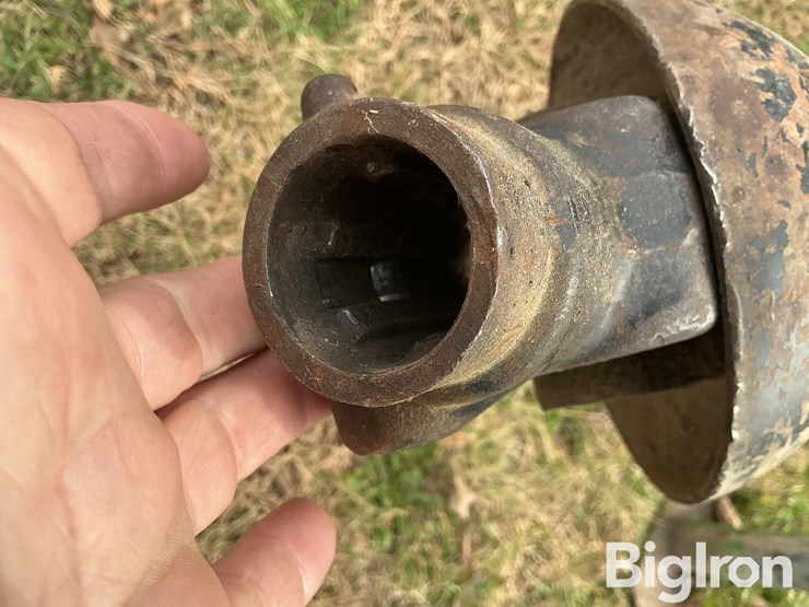 1985-john-deere-530-image-10